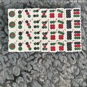 Classic Mahjong Tile Set - Red, Green, Black